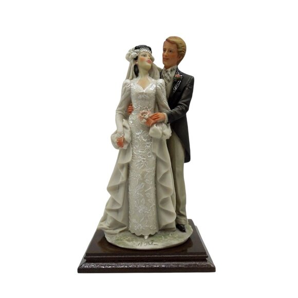 A Belcari Bride Groom Wedding Figurine 1987 Italian Figurine Vintage 11" - Picture 1 of 11